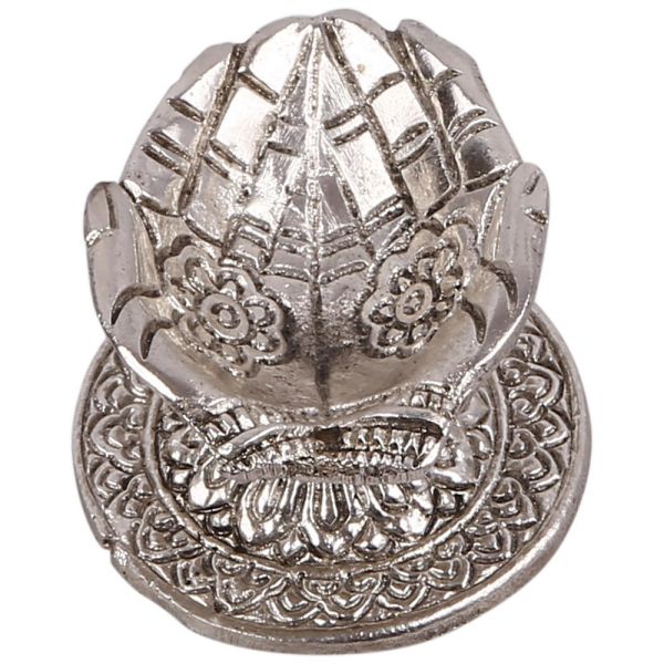 Whitemetal Hand Lamp