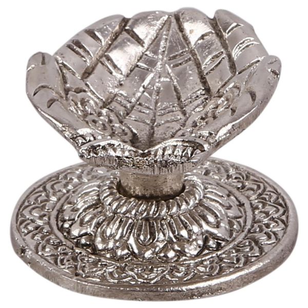 Whitemetal Hand Lamp