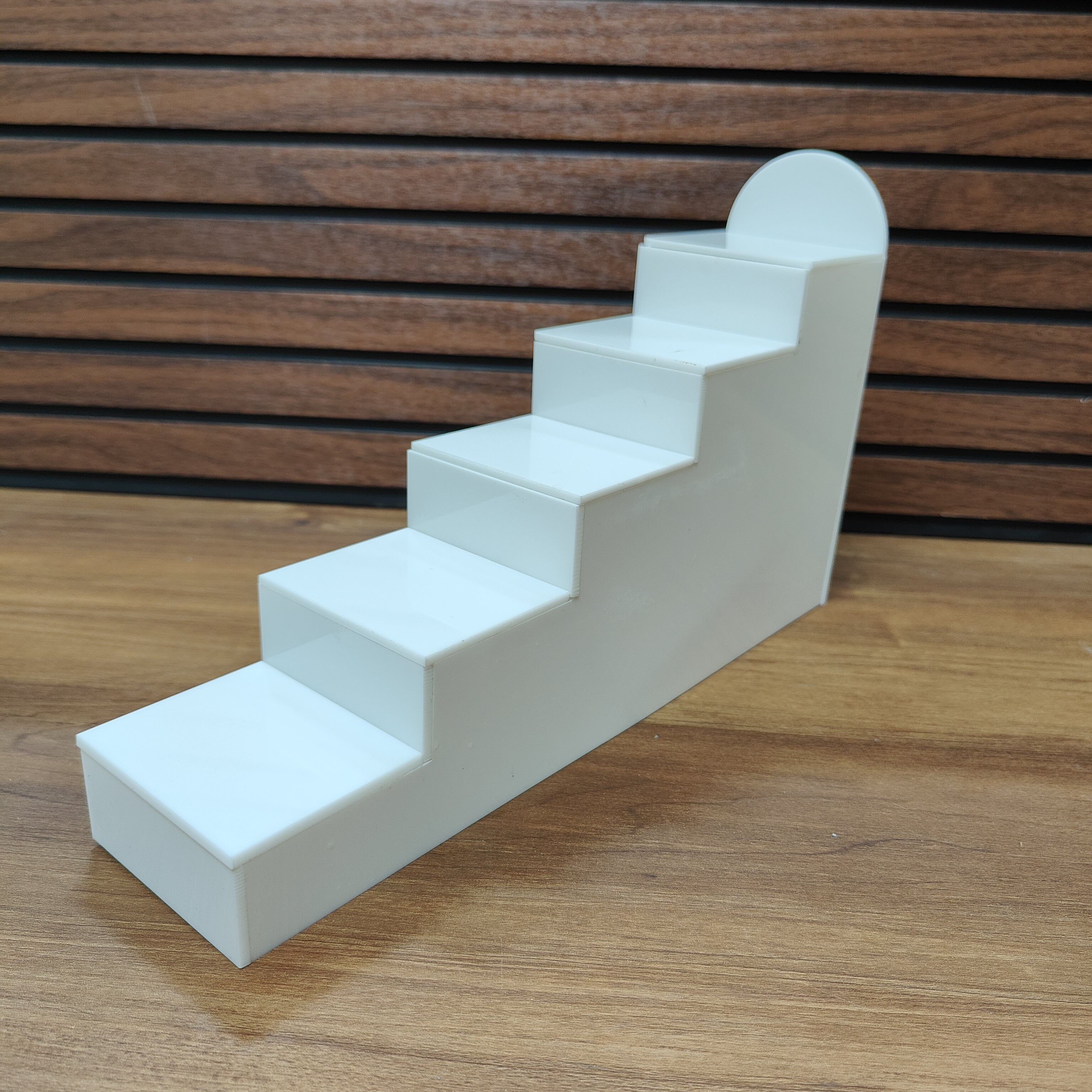 ACRYLIC STEPS WHITE