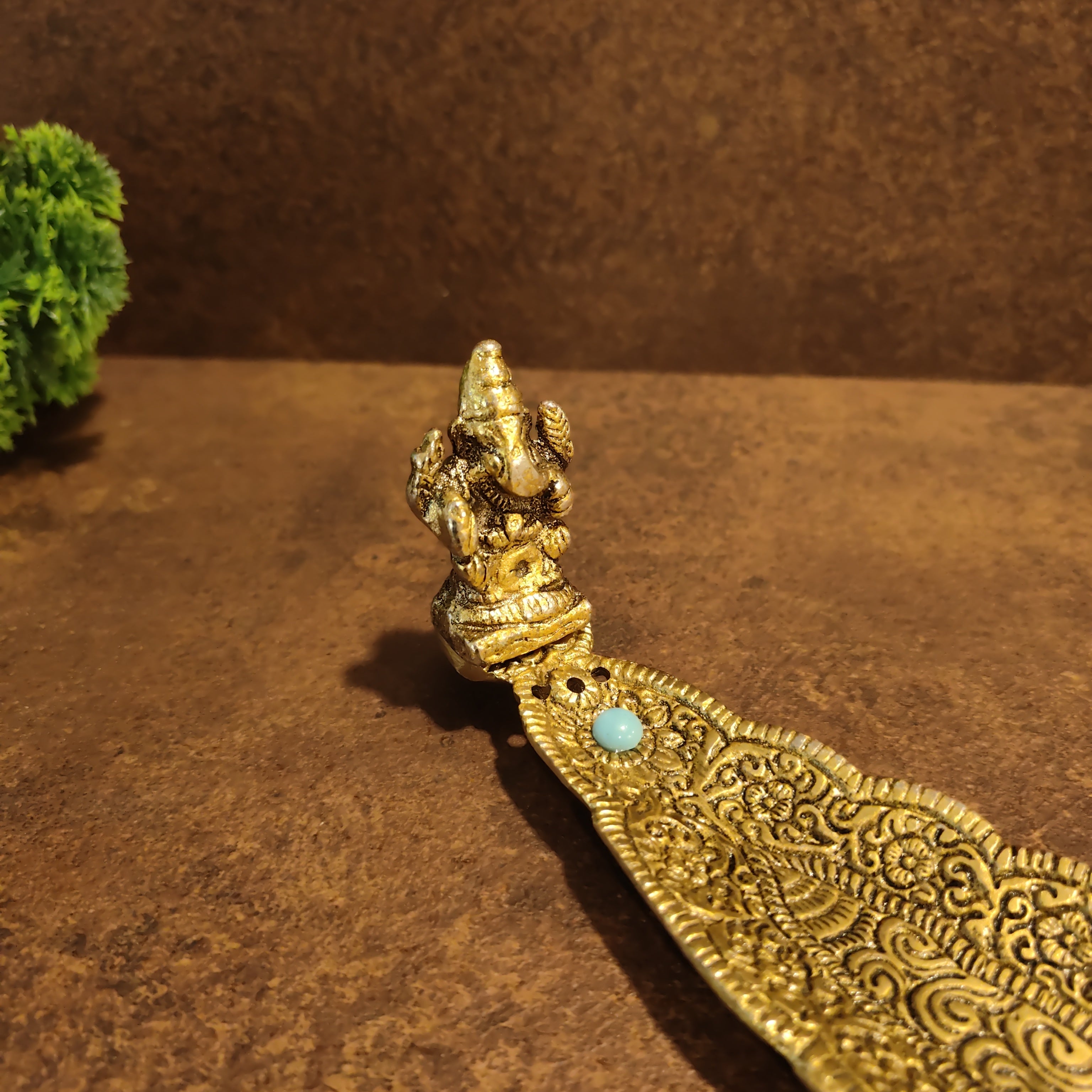 Agarbatti Leaf Golden Antiq Big