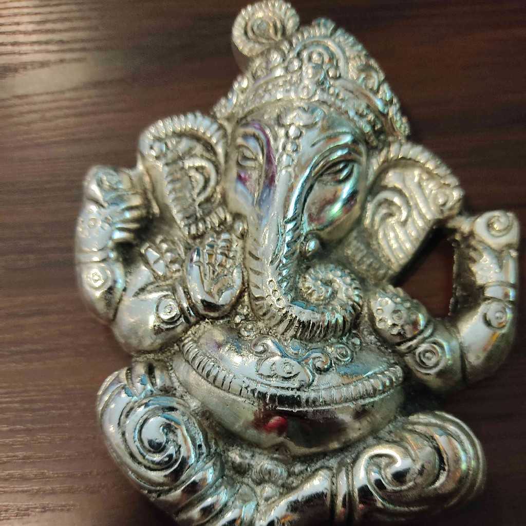 White metal Ganesh Hanging