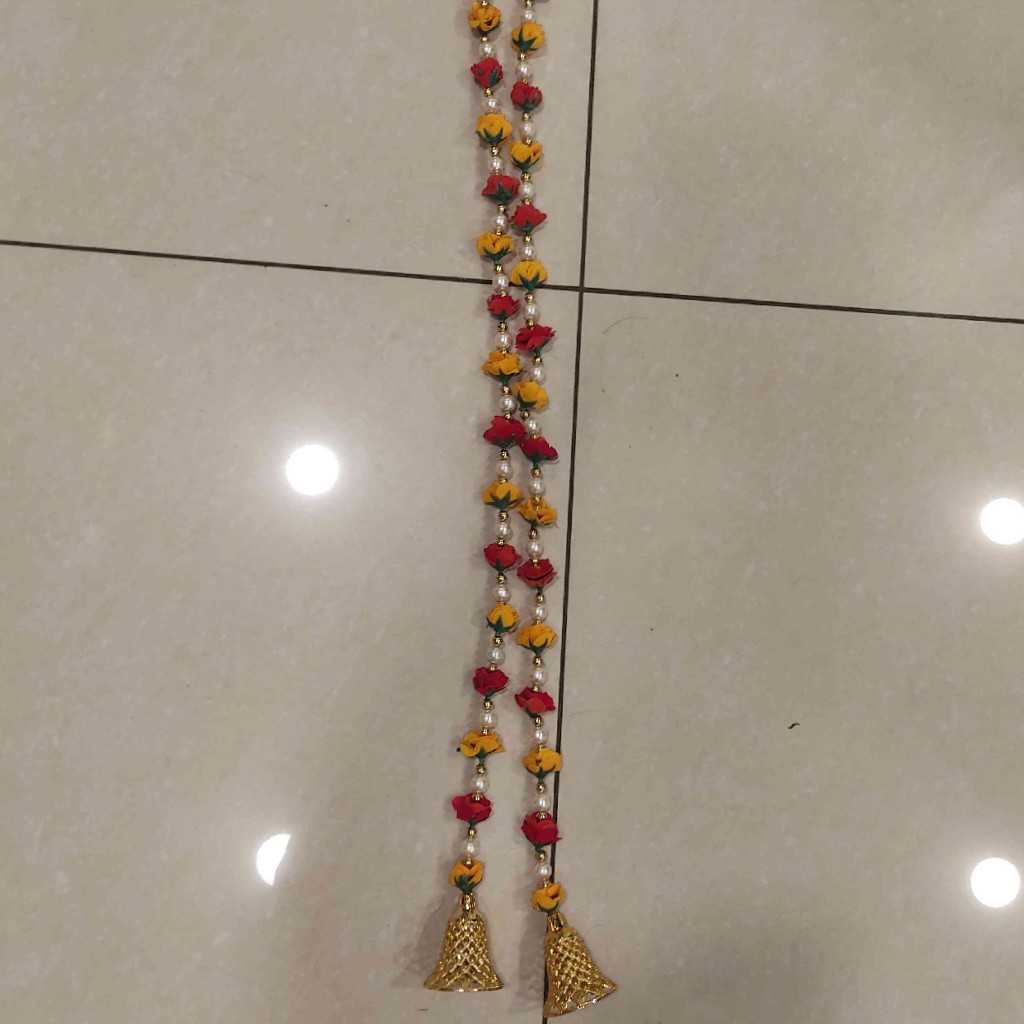 Door side hangings with flowers