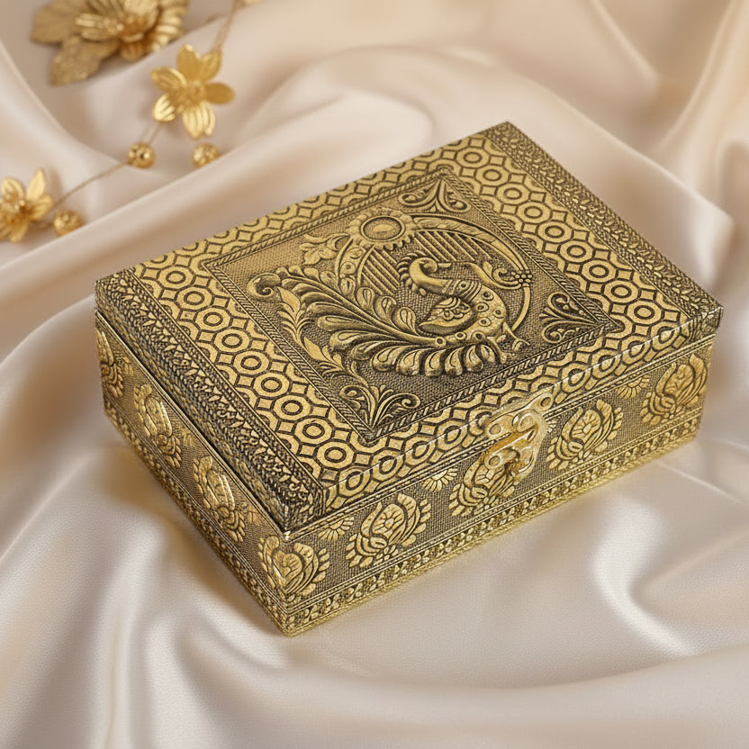 Peacock Emboss Box 7X5
