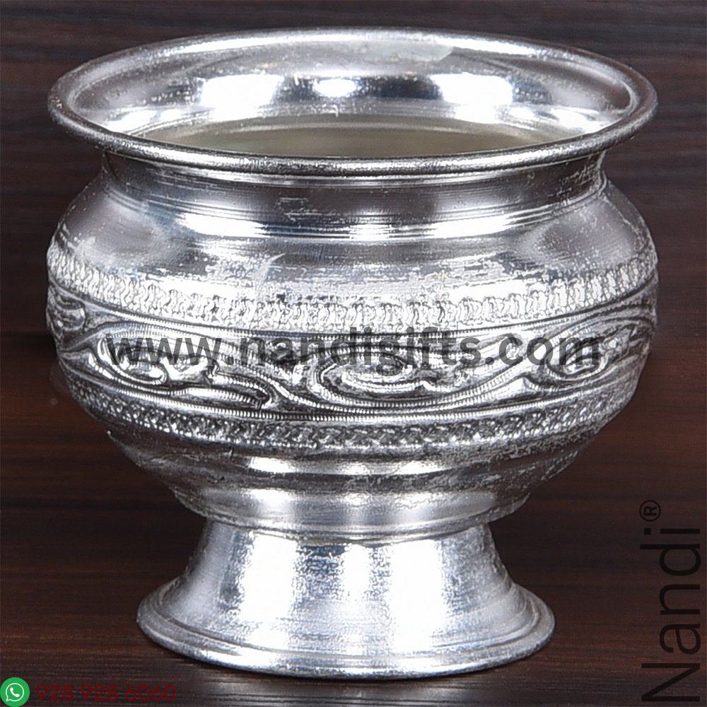 GS MATKA BOWL WITH STAND SMALL FINE CARVE