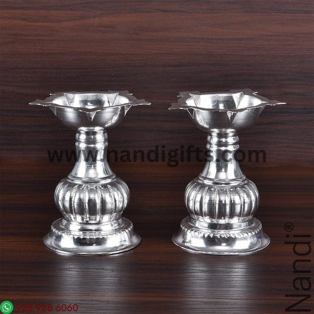 GS NARTHAKI DESIGN DIYA PAIR SMALL