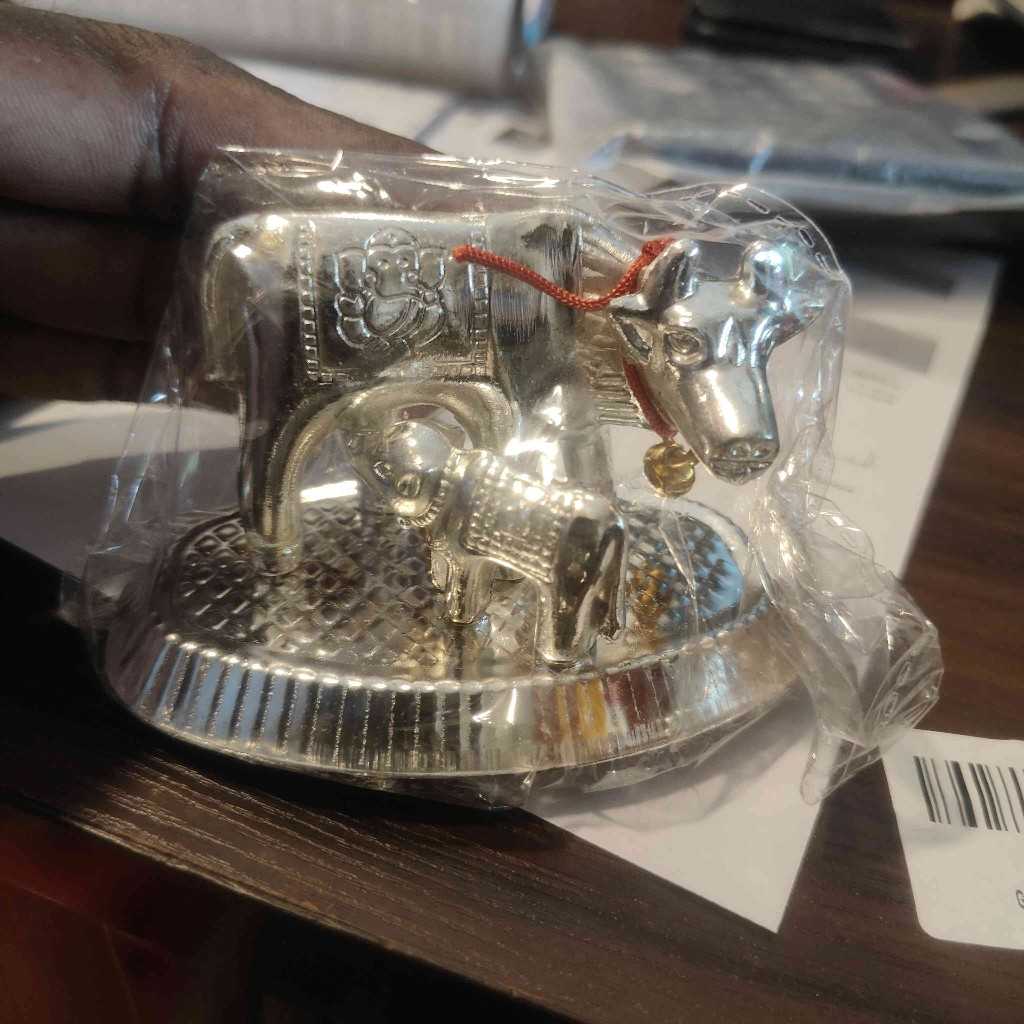 Whitemetal Cow AndCalf Medium