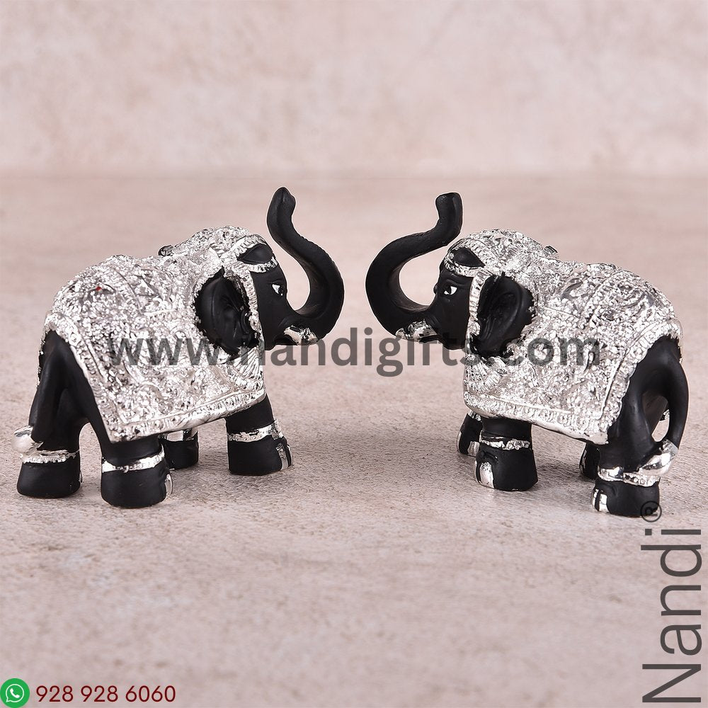 Mini Silver Plated Polyresin Elephant Pair