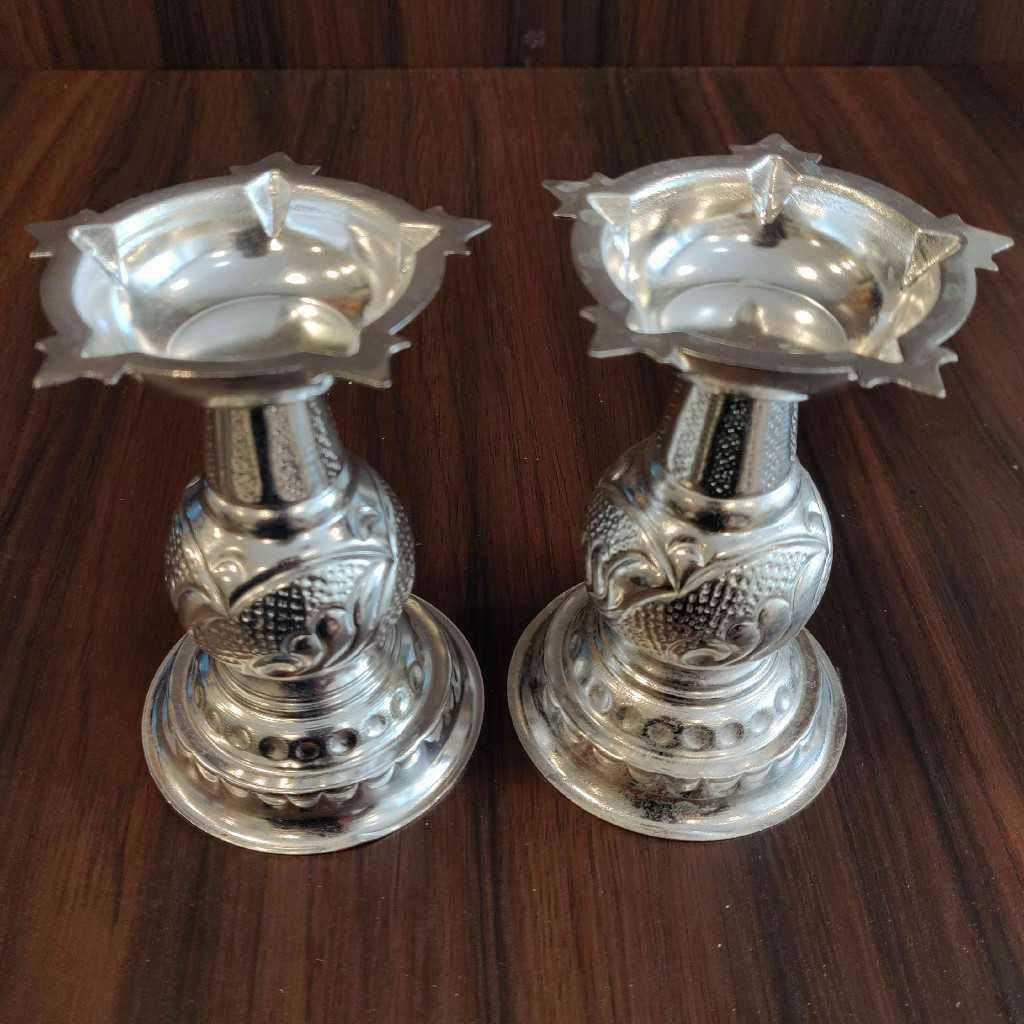 GS NARTAKI DIYA CARVE BIG PAIR