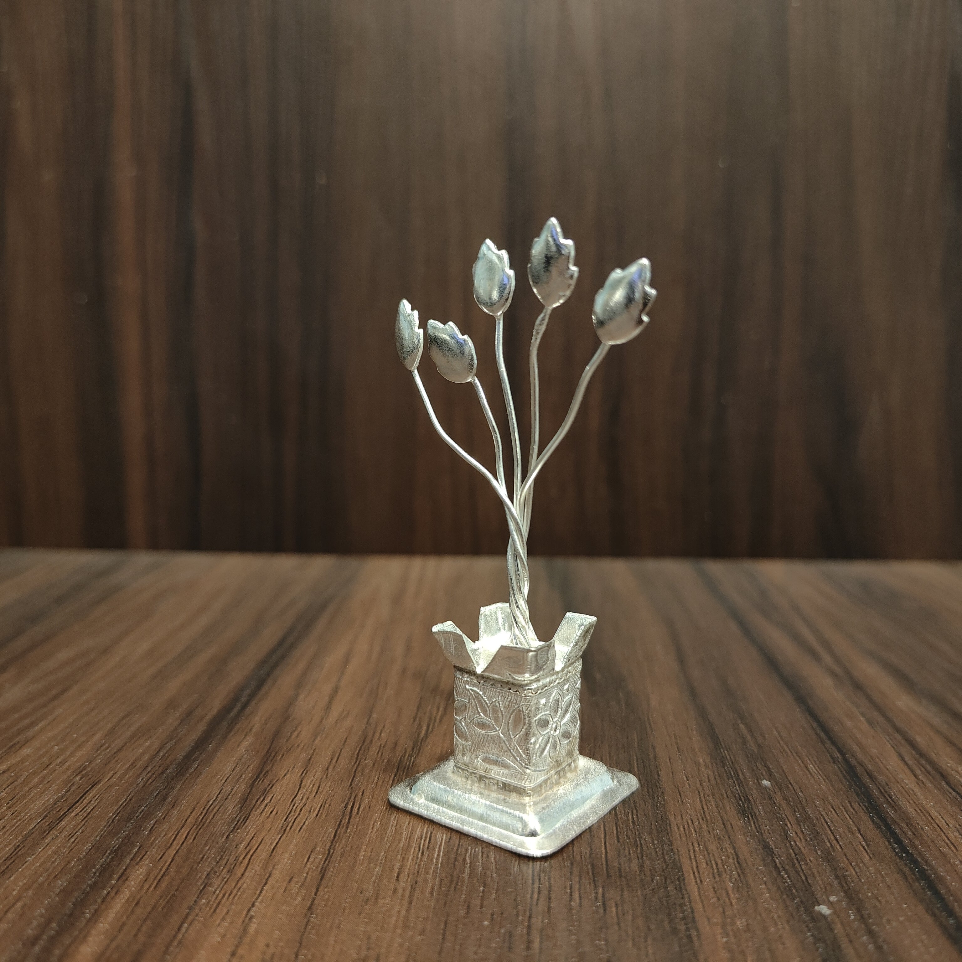 GS TULSI POT 13
