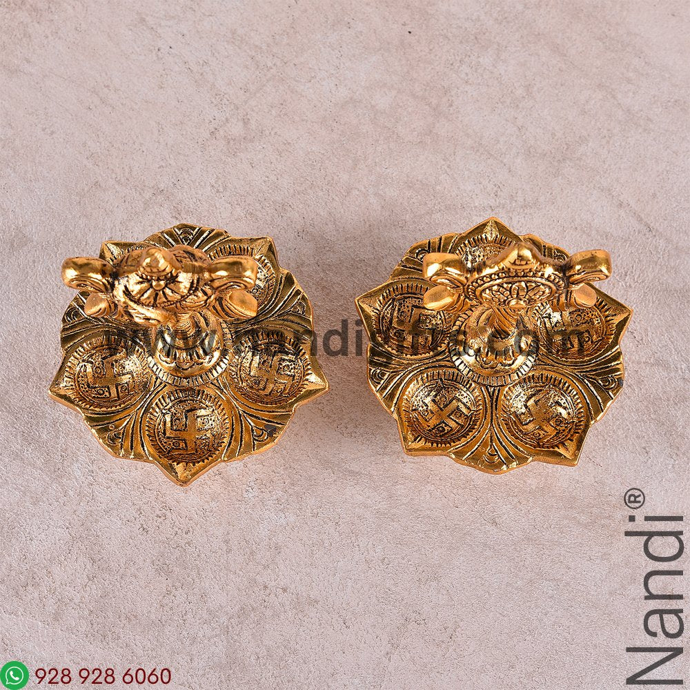 Shanku Chakra Diya Antiq Gold Pair