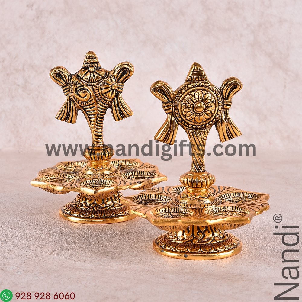 Shanku Chakra Diya Antiq Gold Pair