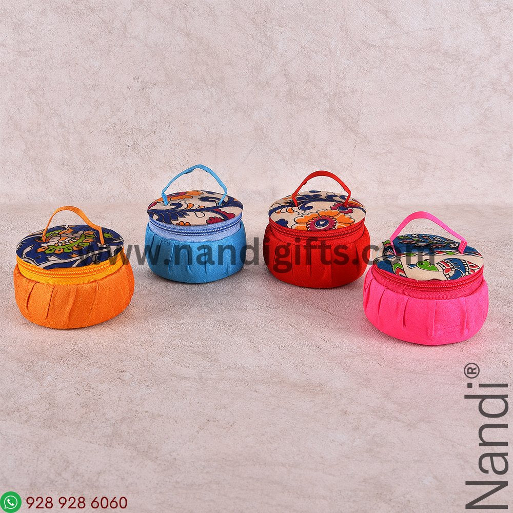 Kalamkari Zip Bangle Box
