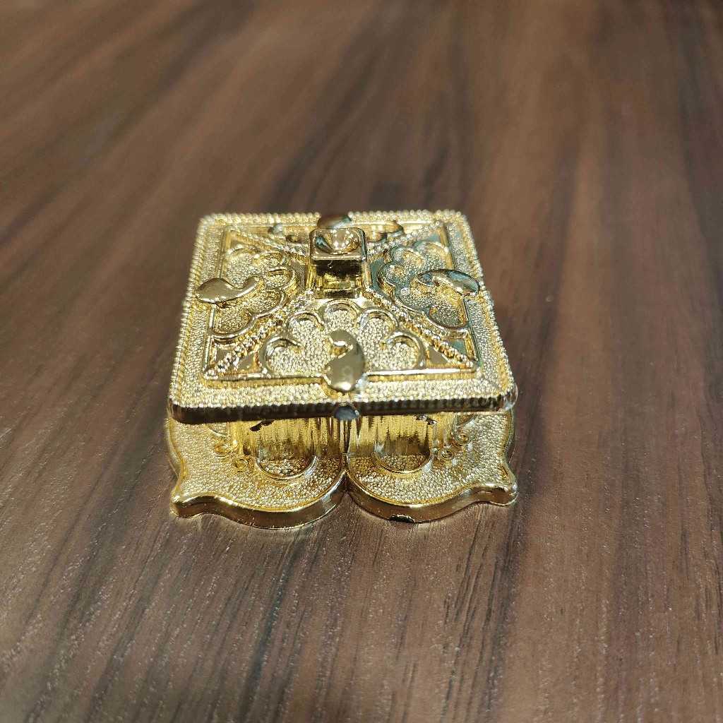 Kumkum Square Gold Small