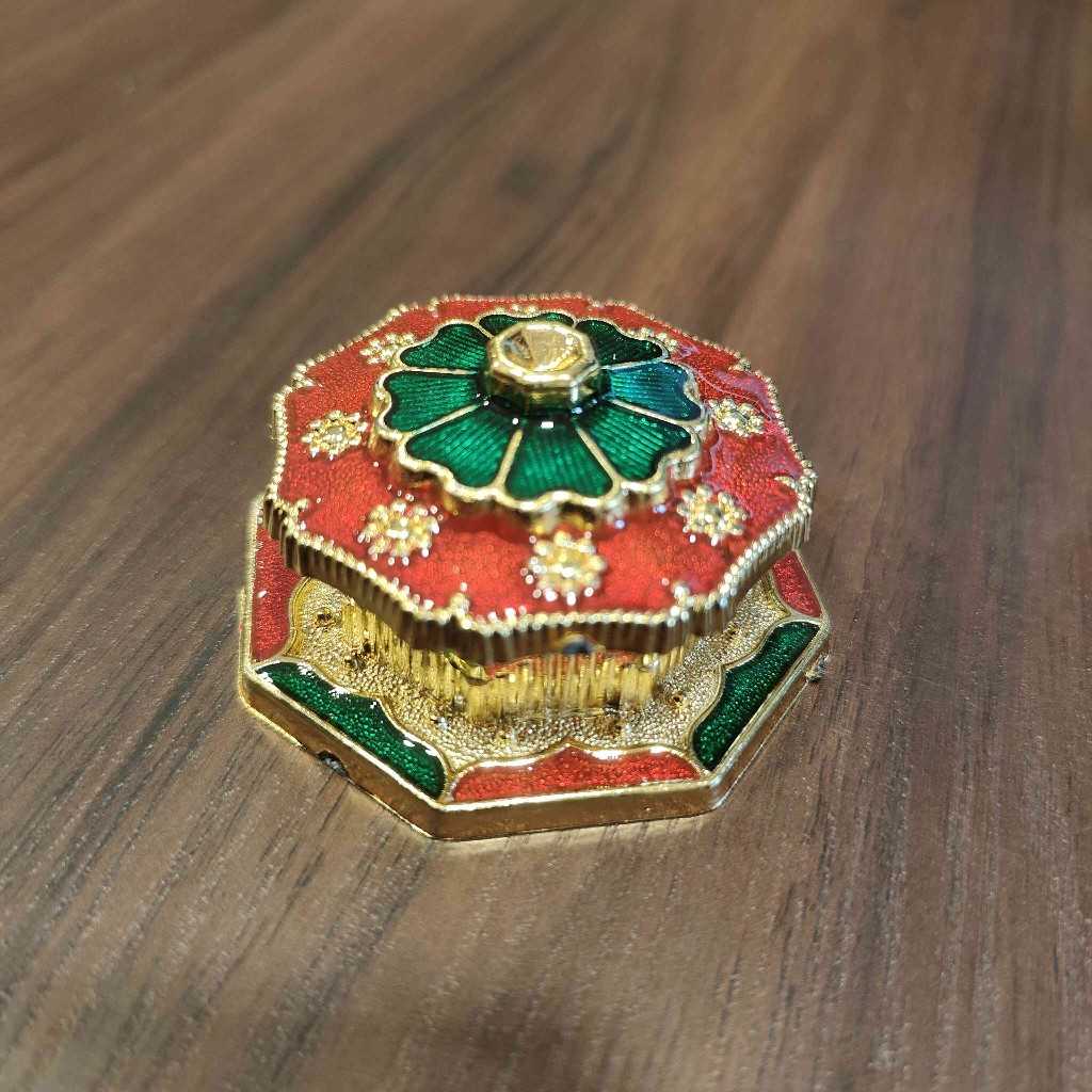 Mina Kumkum Box Hexagon