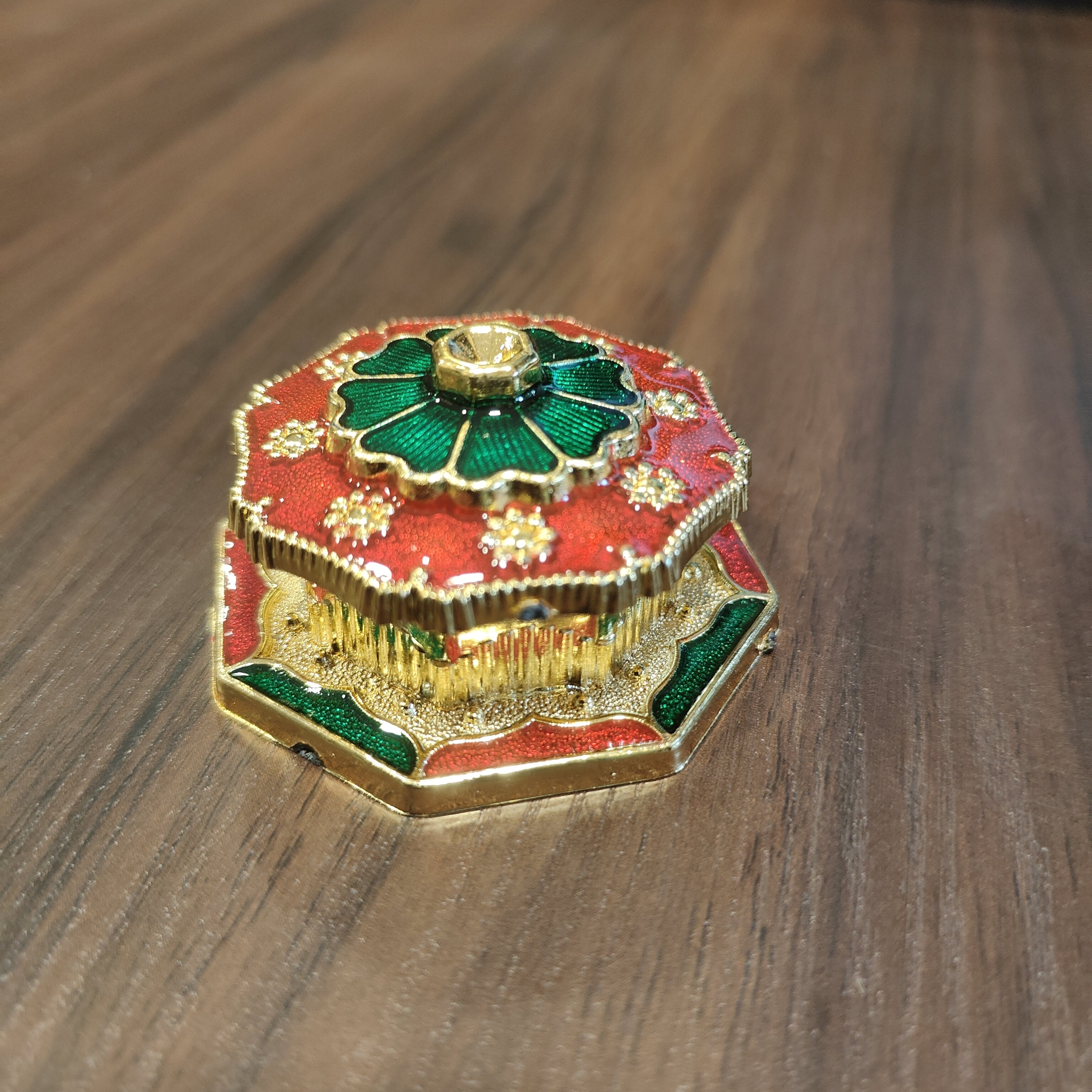 Mina Kumkum Box Hexagon