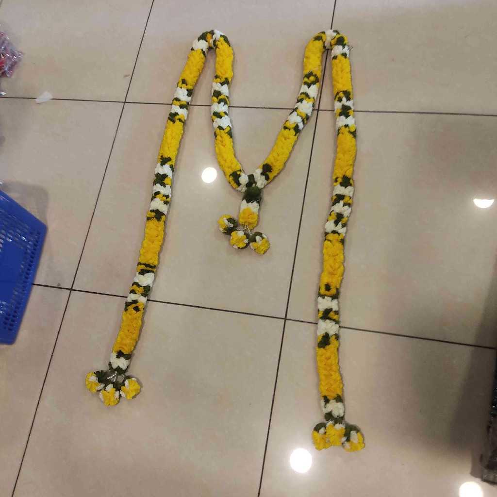 Toran Doorset Apurva Yellow White