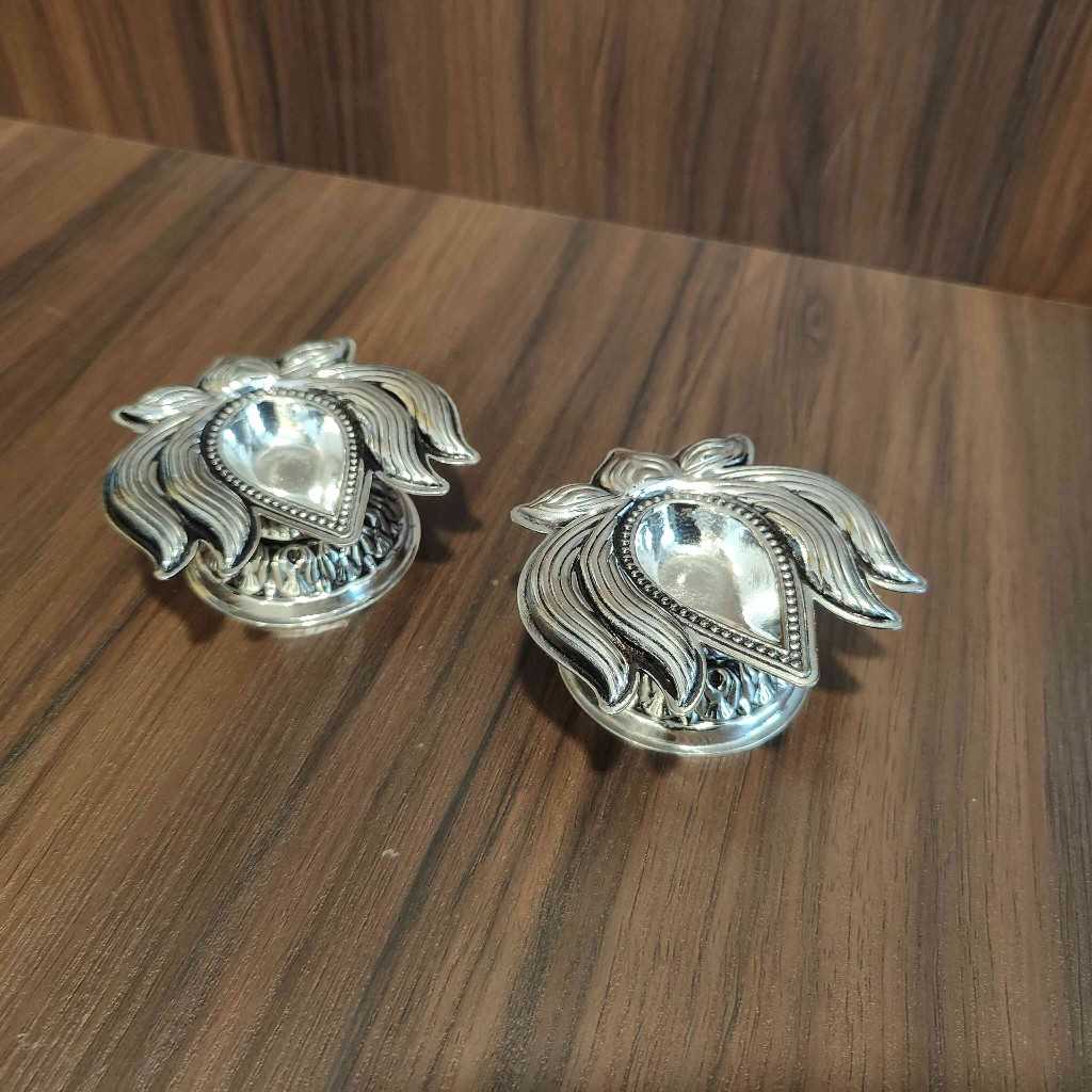 GS Antiq Kamal Diya Pair