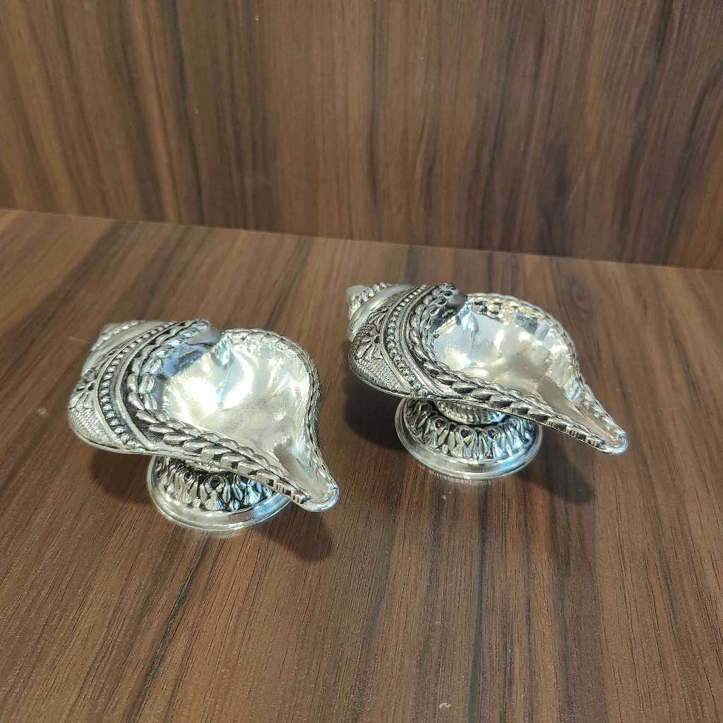 GS Antiq Shankh Diya Pair Big