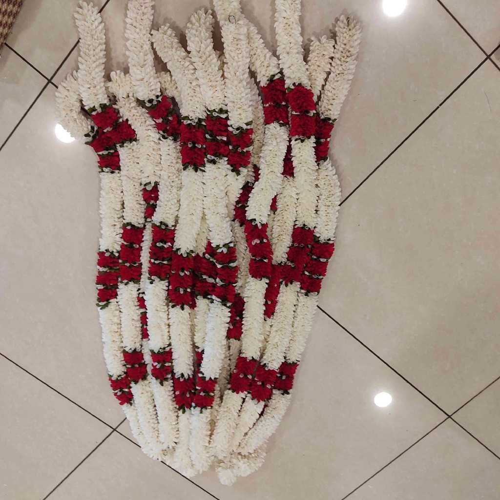 Mandara White And Red String Medium