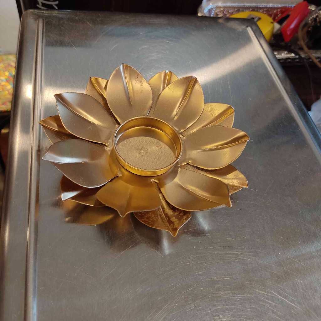 Metal Flower Candle Holder