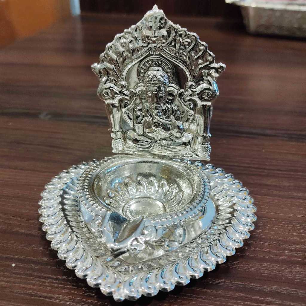German Silver Mandir Ganesh Diya Small