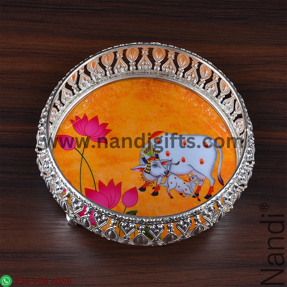 GS Pichwai Cow Plate Round Assorted 6 Inch