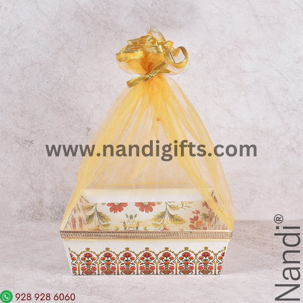 Square Hamper 10X10 Assorted Prints