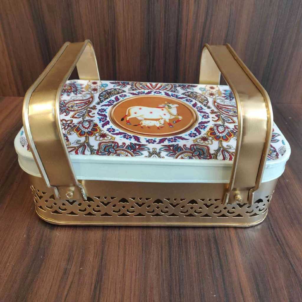 Pichwai Basket With Handle