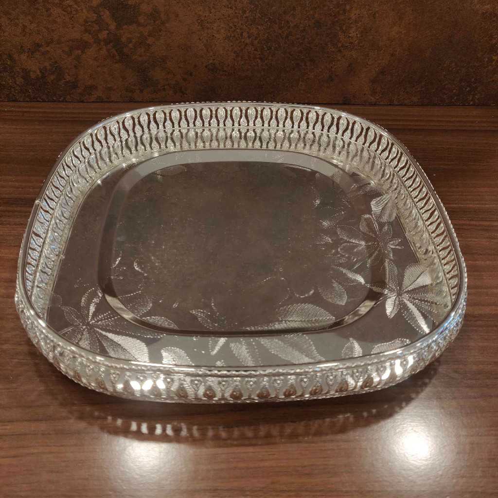 Imported GS Square Tray 10