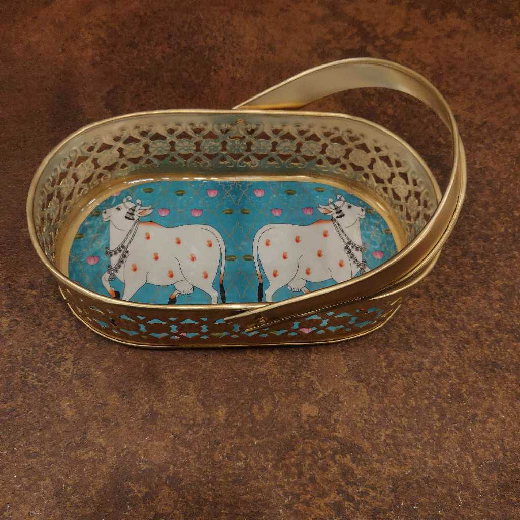 Pichwai Oval Basket4x8