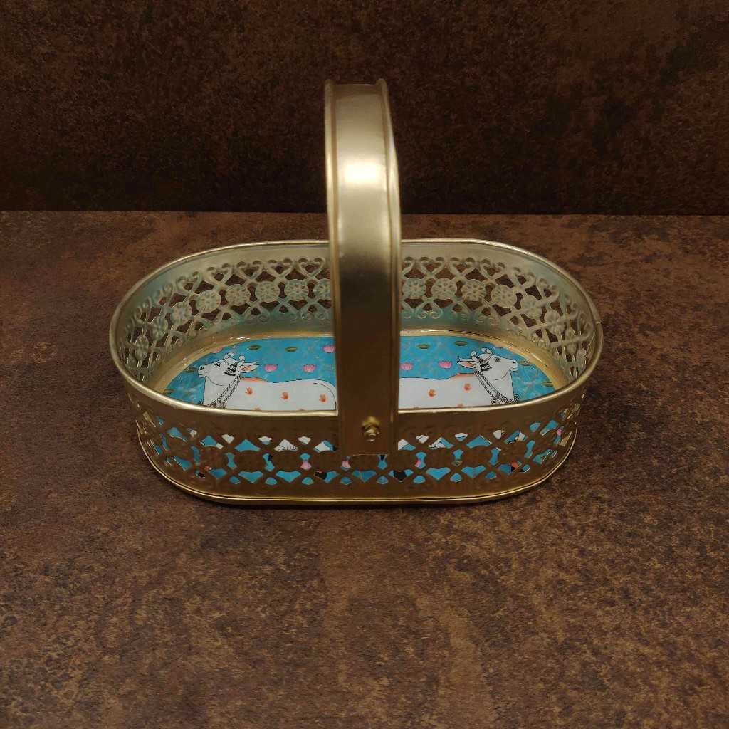 Pichwai Oval Basket4x8