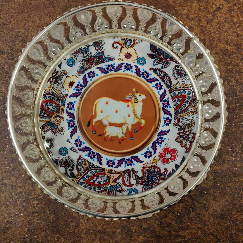 GS Pichwai Cow Plate Round Assorted 5 Inch