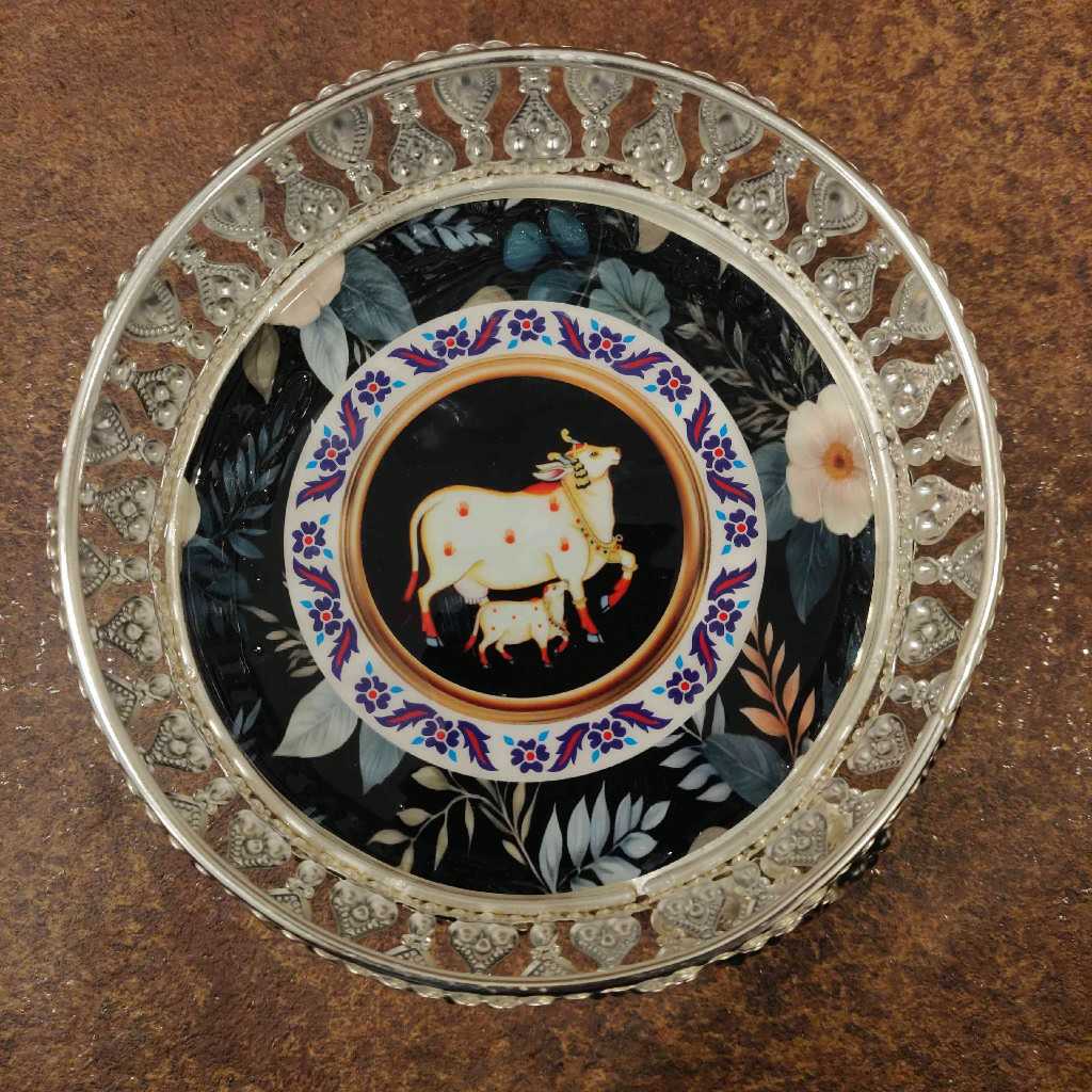 GS Pichwai Cow Plate Round Assorted 5 Inch