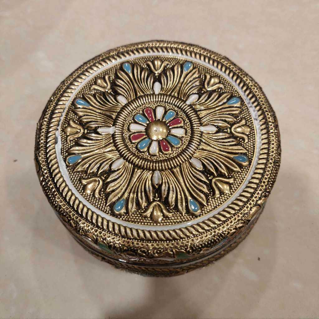 Golden Antiq Box Meenakari Rangoli