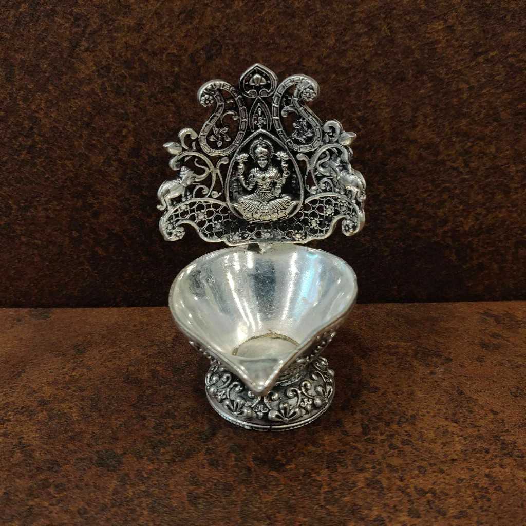 GS Antiq Gajalakshmi Diya