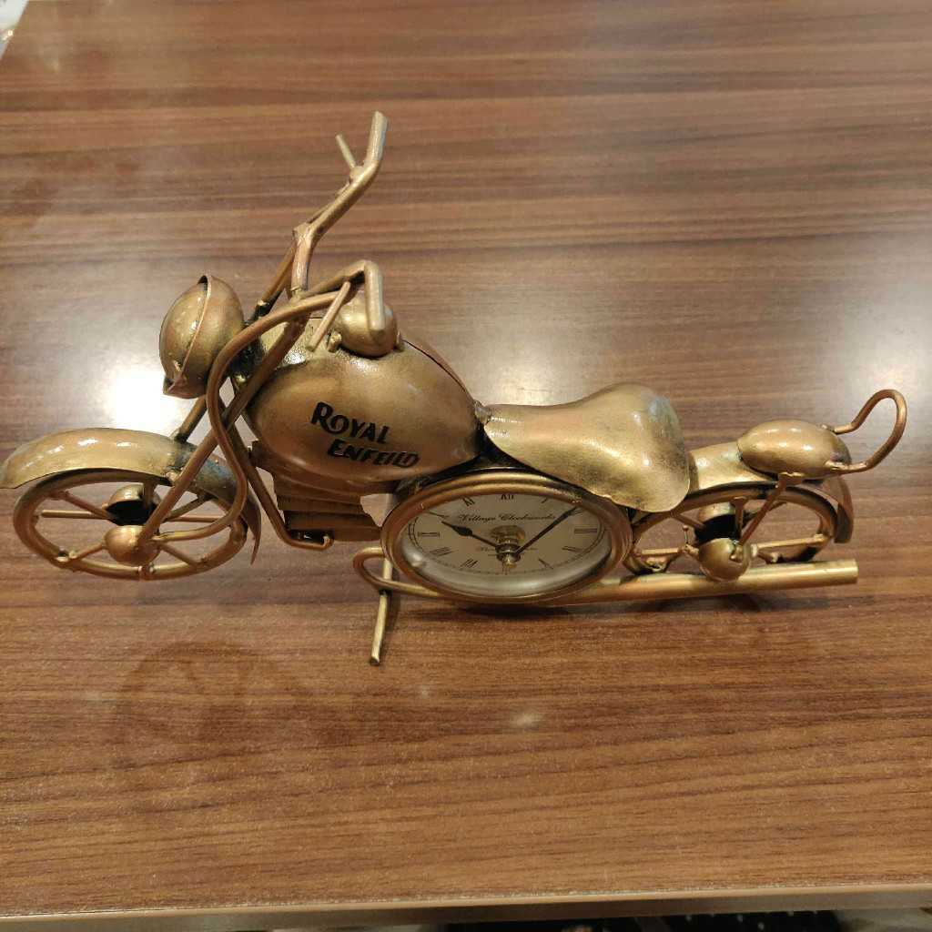 Bullet Bike Clock Stand 3x3