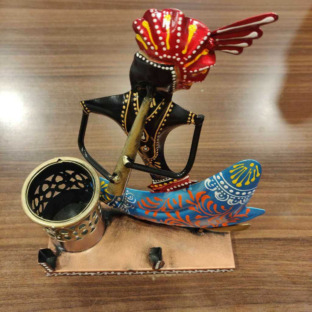 Rajasthani Langa Musican Pen Stand