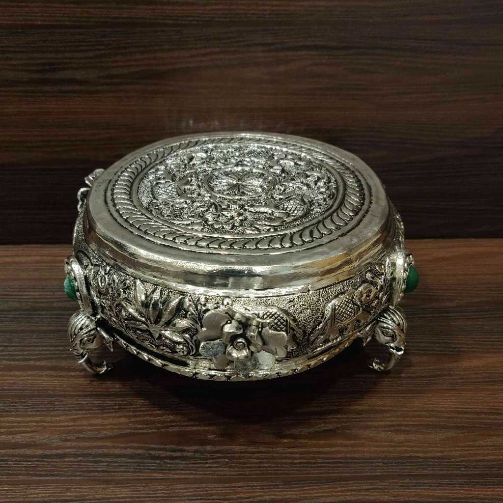 GS Antiq Mukkali Stand Stone Studded Short leg 8