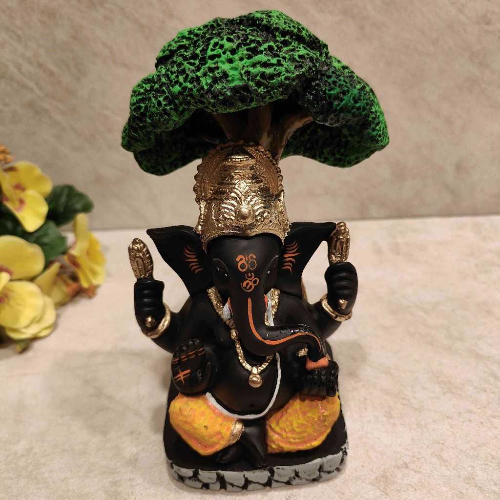 Vruksh Ganesh Black