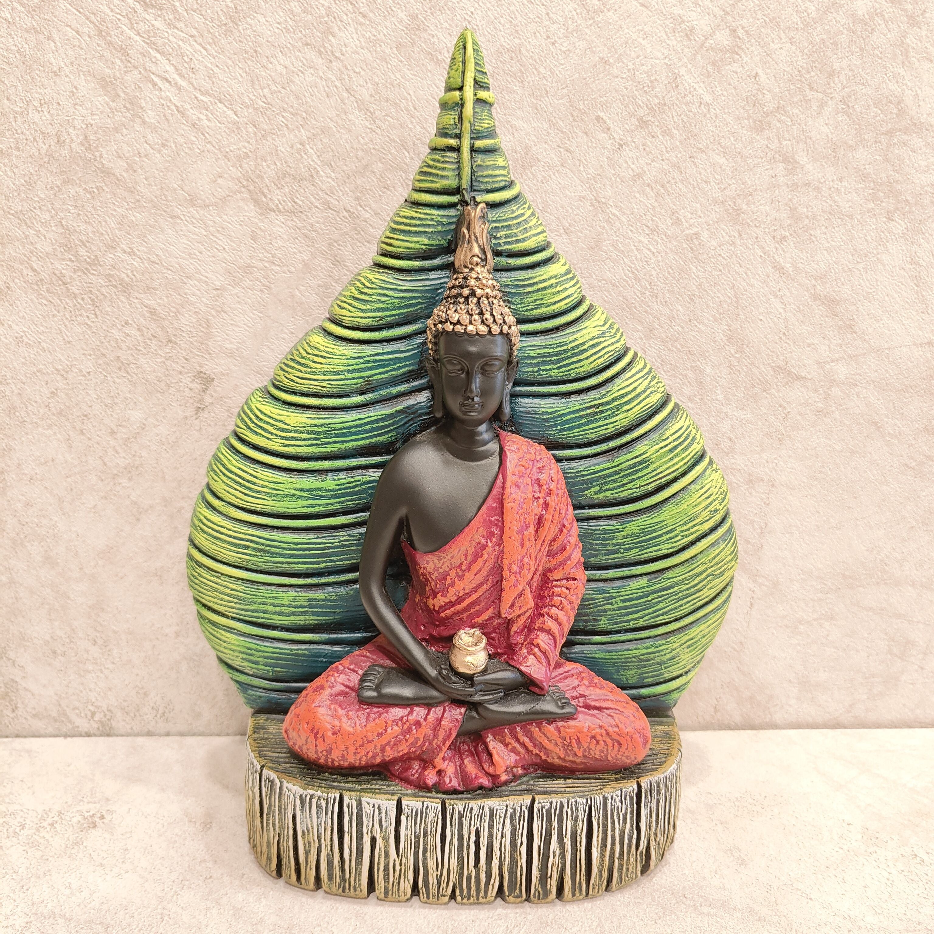 Meditating Budha Leaf