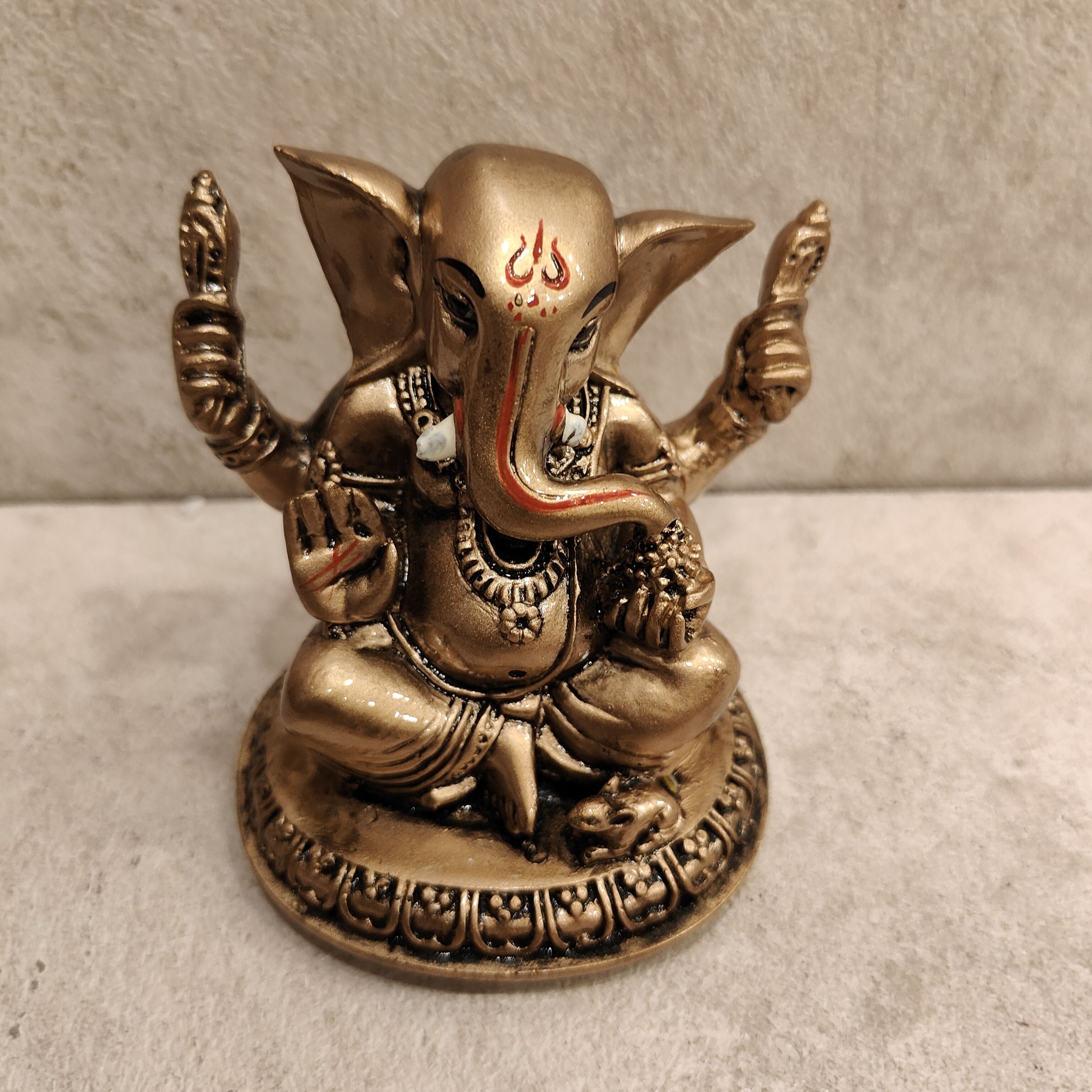 Ganesh Golden Appu Round Base