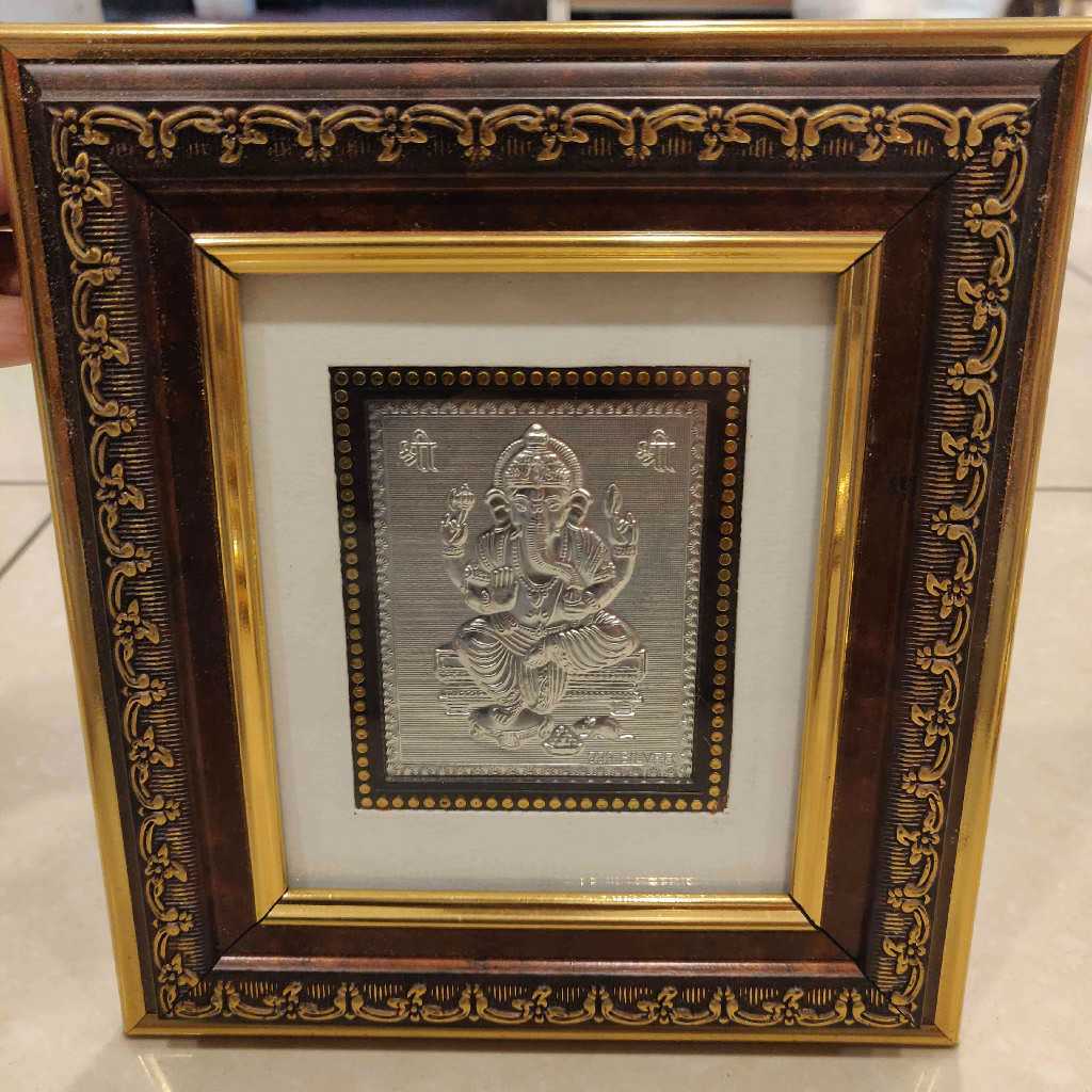 Ganesh Photo Frame 999 Silver 19x21 cm