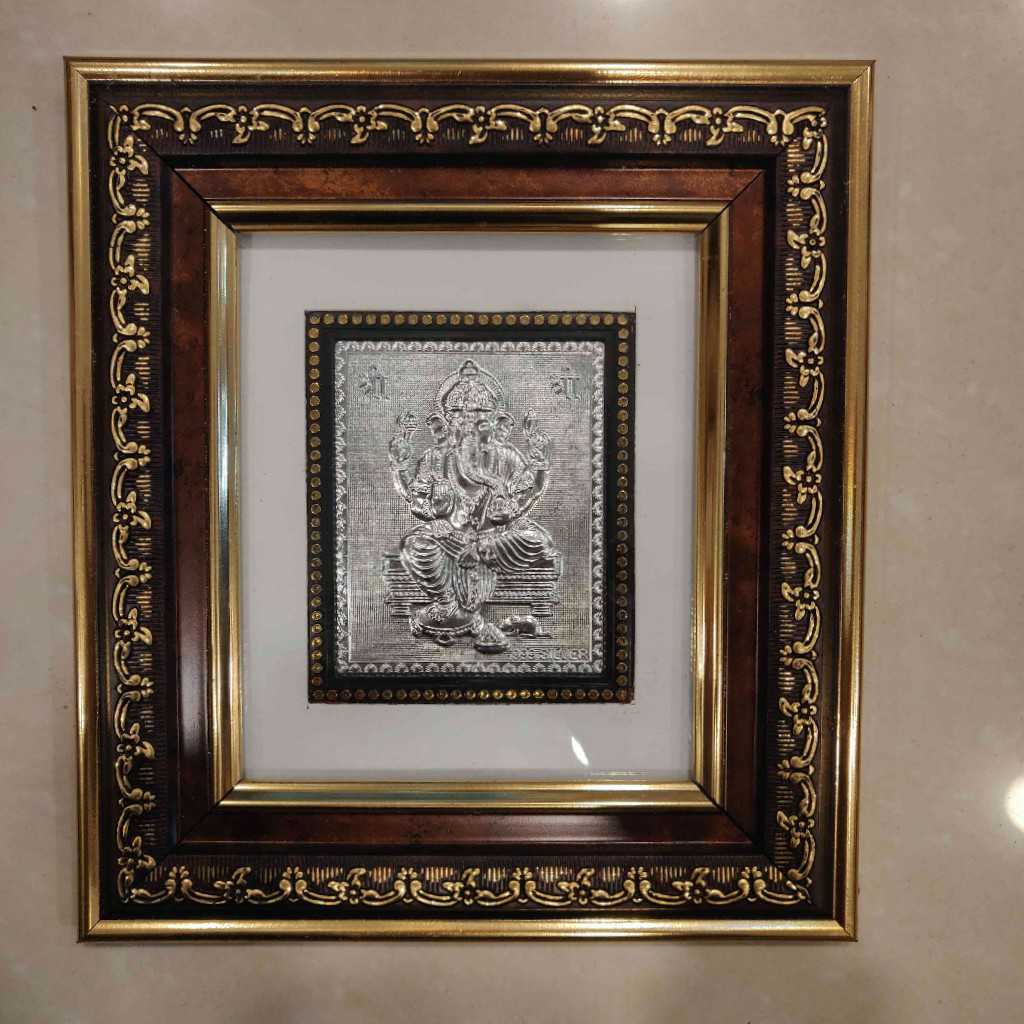 Ganesh Photo Frame 999 Silver 19x21 cm