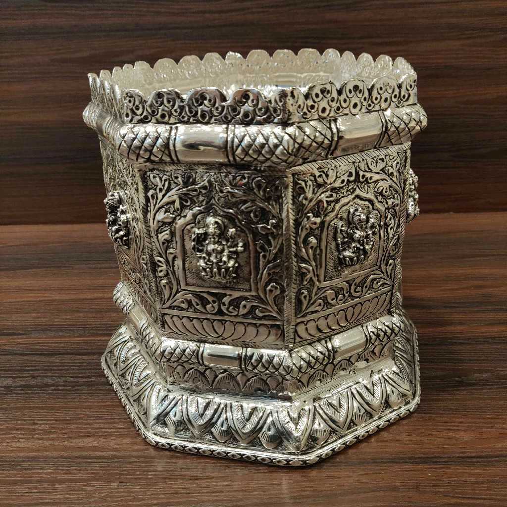 GS Antiq Tulsi Pot Hexagon 7 Inch