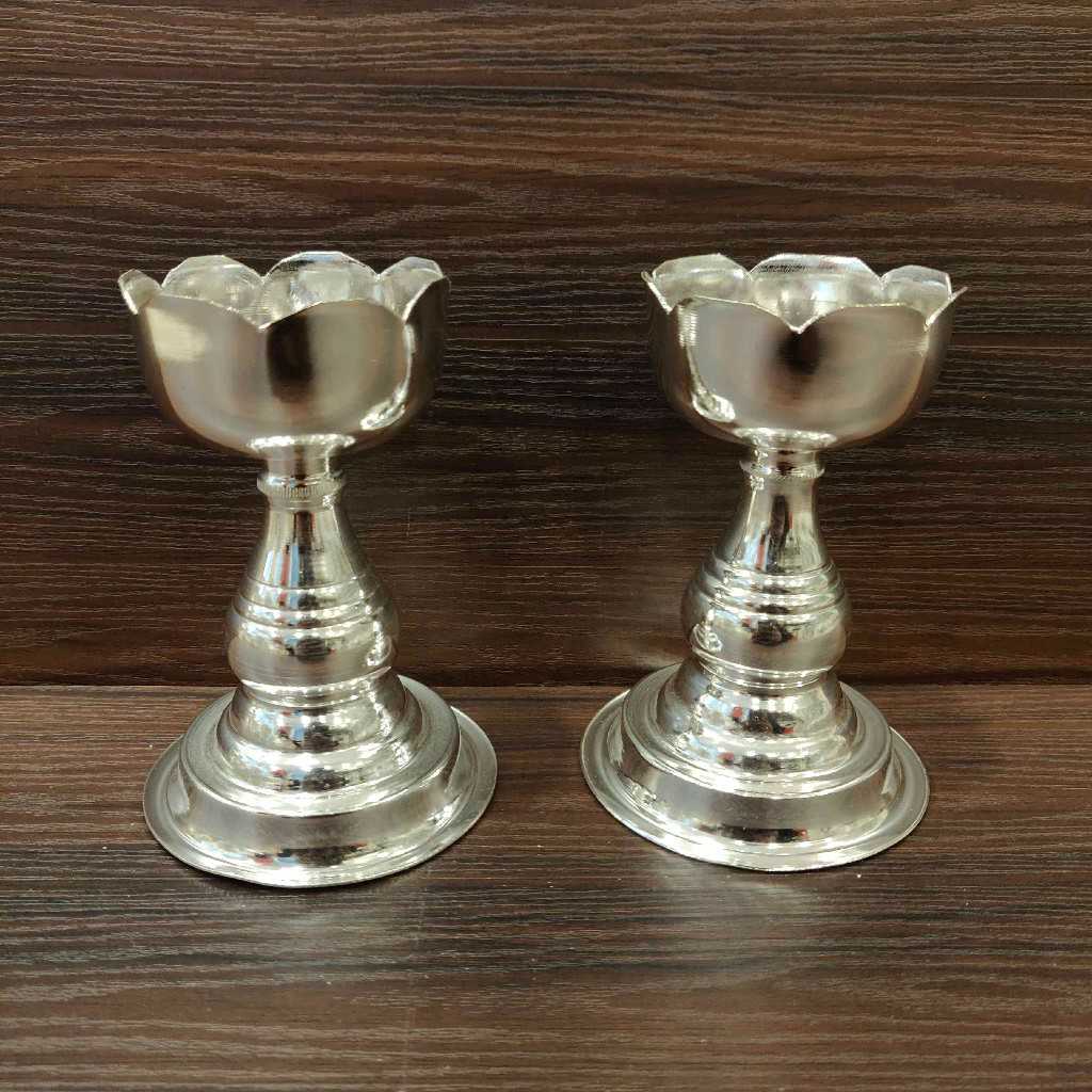 GSB Narthaki Floral Cut Diya Medium