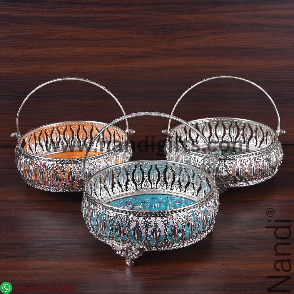 GS Pichwai Basket Round 6 Inch