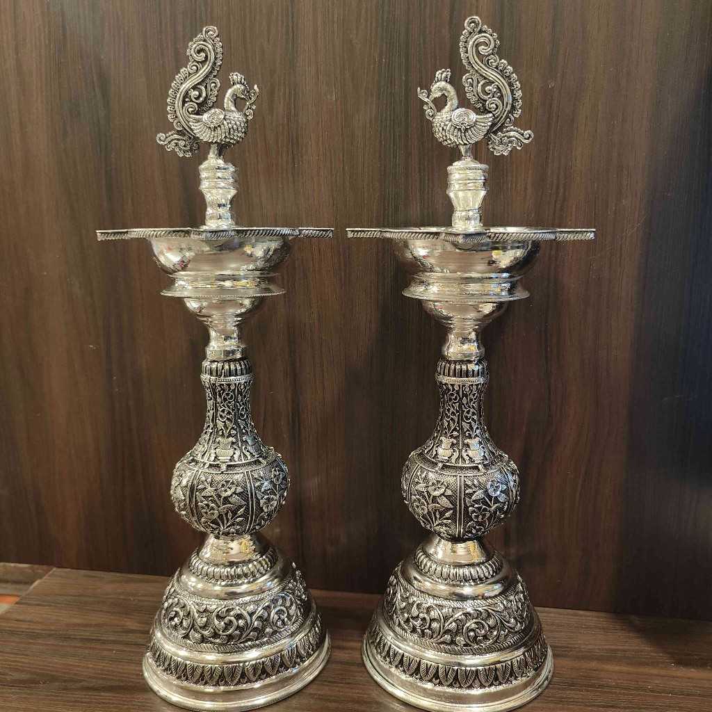 GS Antiq Sinchan Floral Peacock Diya 14 Inch