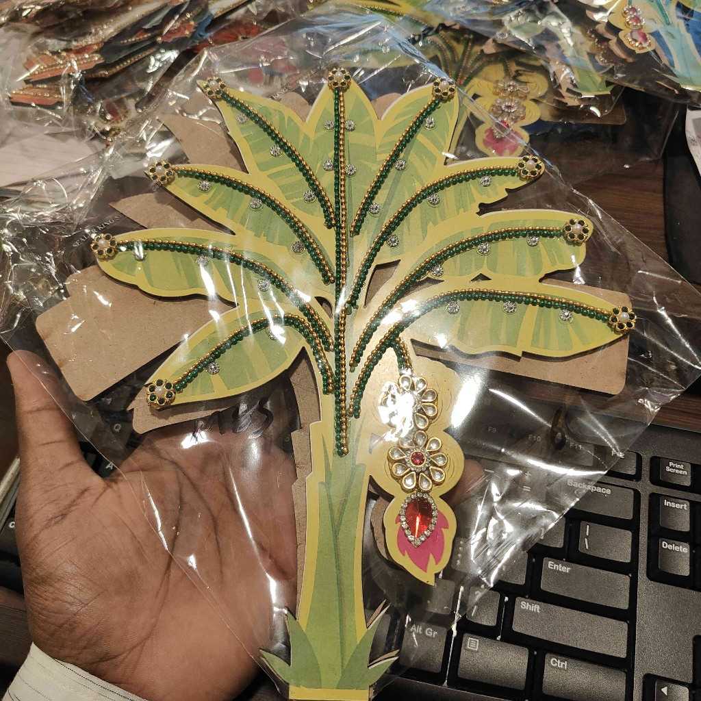 Decorated Mdf Banana Plant Pair Medium 10 Inch