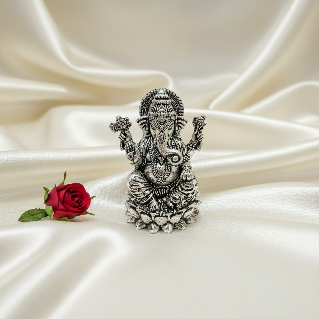 Antiq German Silver Kamal Ganesh 2.5 Inch