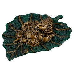 Ganesh Leaf Wall Hanging Green